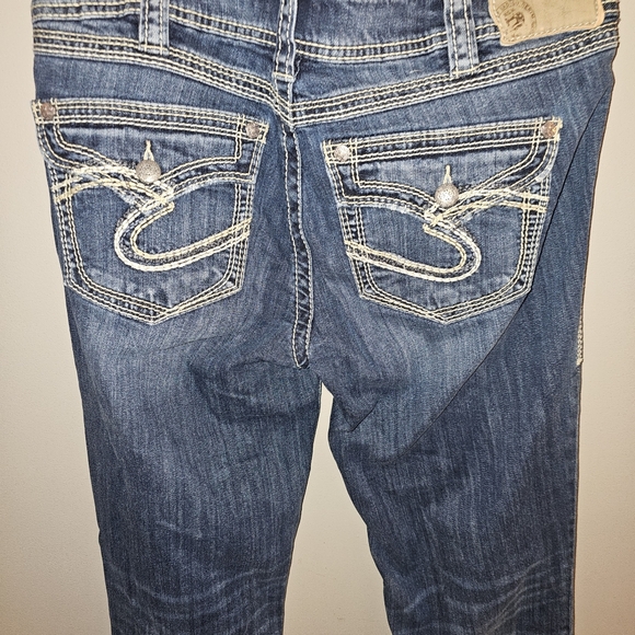 Silver Jeans - Picture 3 of 5